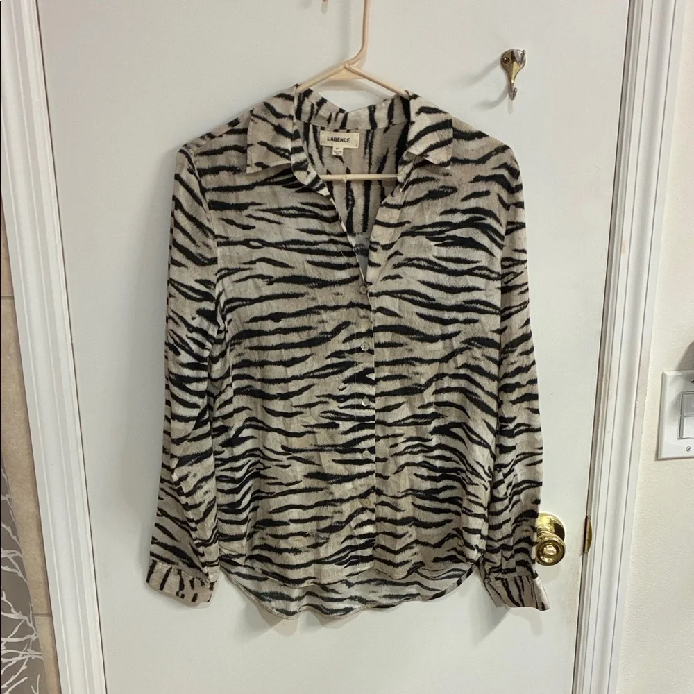 L'AGENCE Black and Cream Zebra Button-Down Shirt Sz SP